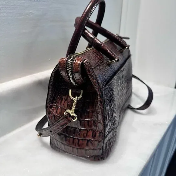 Brahmin Handbag Two Way Strap Crocodile Embossed Brown Like New - Picture 4 of 7